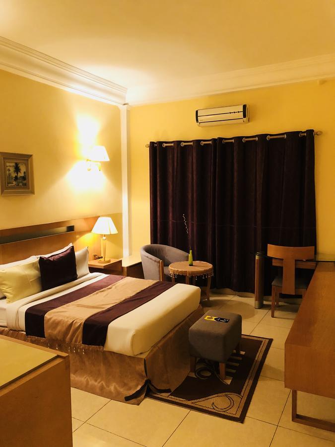 Hotel Riviera Brazzaville Exterior foto